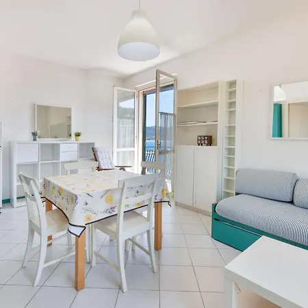 Apartman La Fontana 31 - Goelba